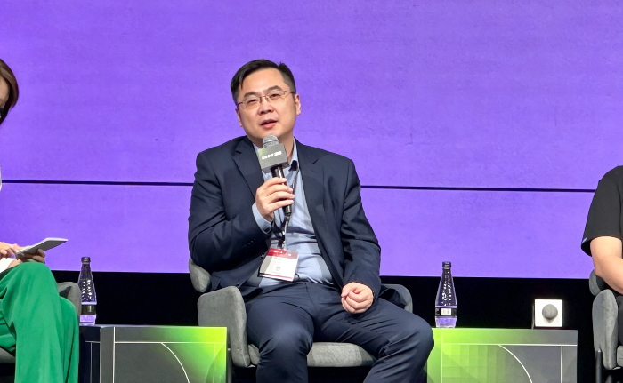 智慧互通（AICT）项炎平博士：以高精物理AI构筑人工智能技术新范式